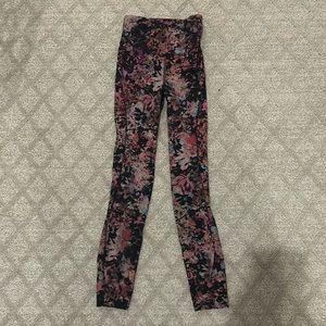 Lululemon size 0 zero pants / leggings / tights
